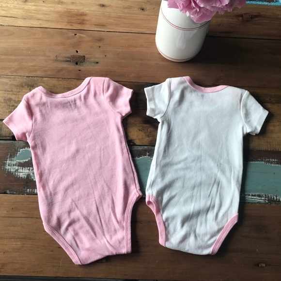 Juicy Couture Bundle of 2 Onesies Baby Size 0-3M - Picture 6 of 6